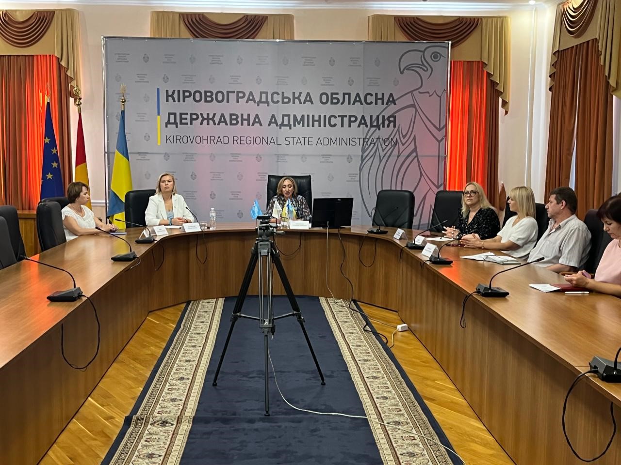 Робоча нарада в Кіровоградській обласній державній адміністрації за участю представників органів влади та установ.